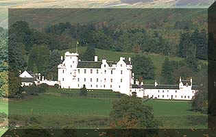 castles_enlarged1.jpg (19962 bytes)