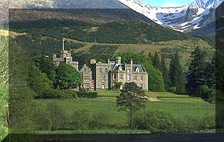 castles_enlarged5.jpg (24586 bytes)